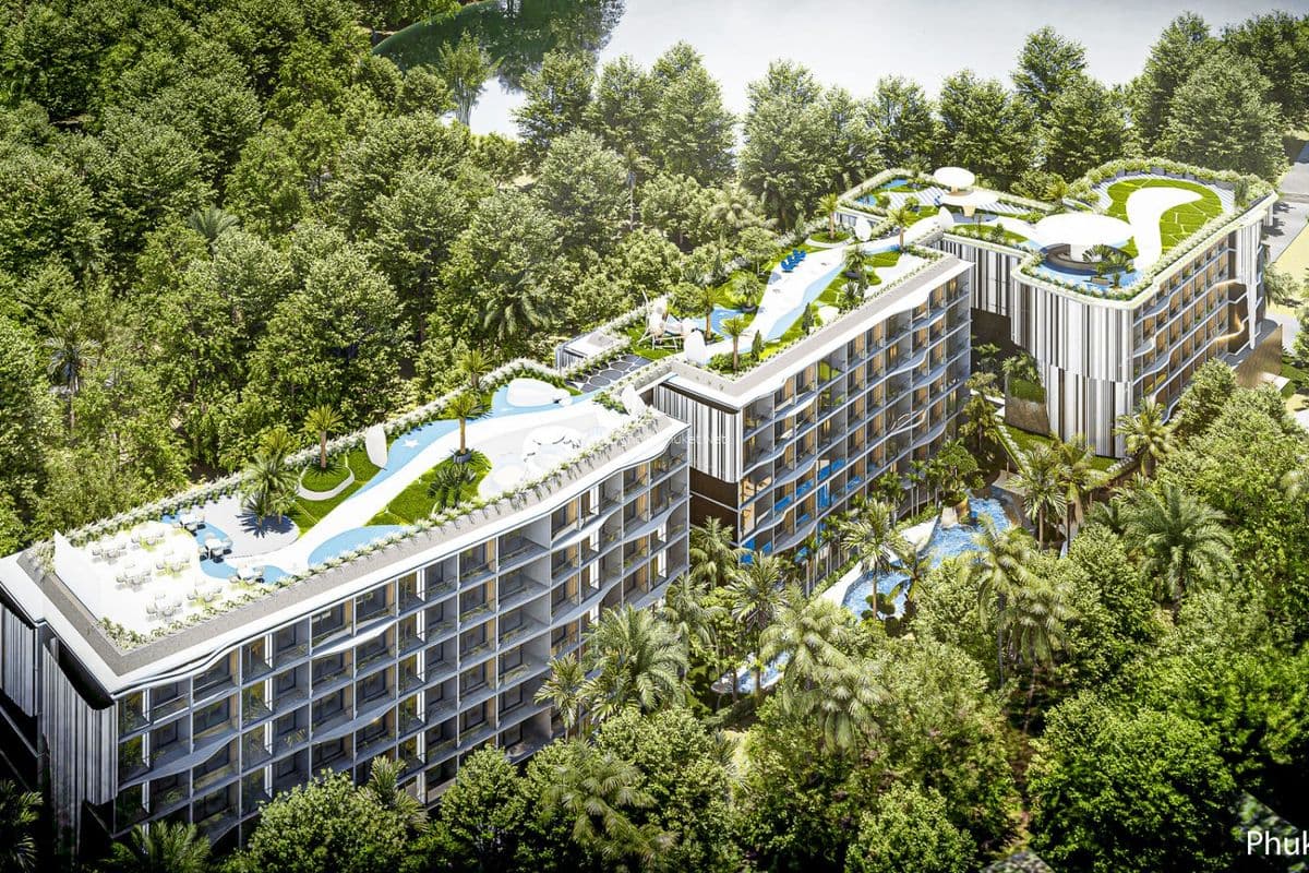 Sun Hills lakeside